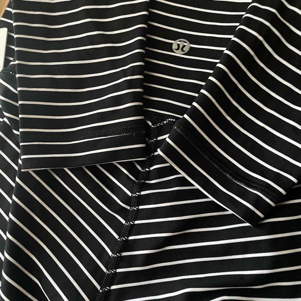 Lululemon 🍋 NWT “Unicorn Find” - Picture 9 of 9